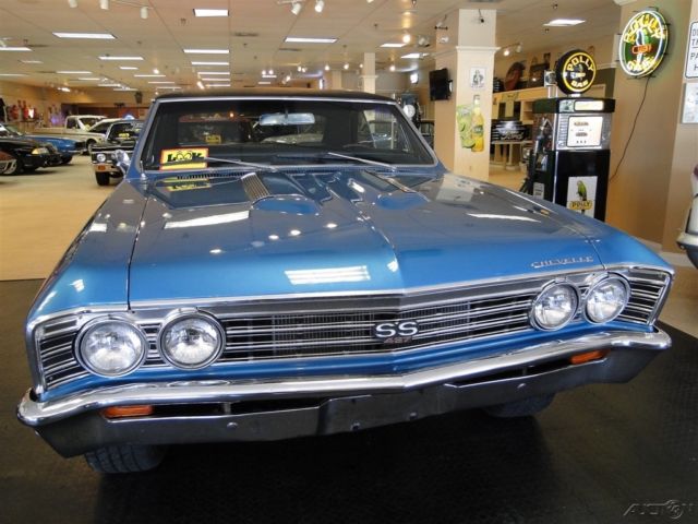 1967 Blue Chevrolet Chevelle
