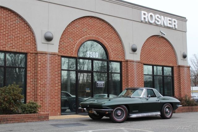1967 Green Chevrolet Corvette
