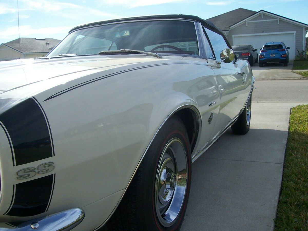 1967 White (Ermine) Chevrolet Camaro Convertible