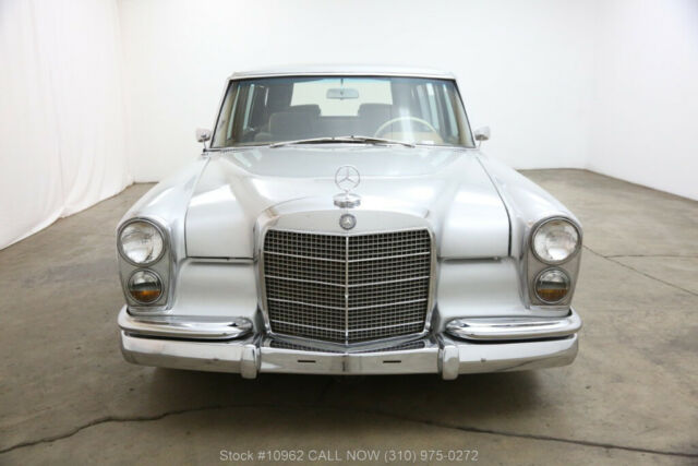 1967 Silver Mercedes-Benz 600-Series