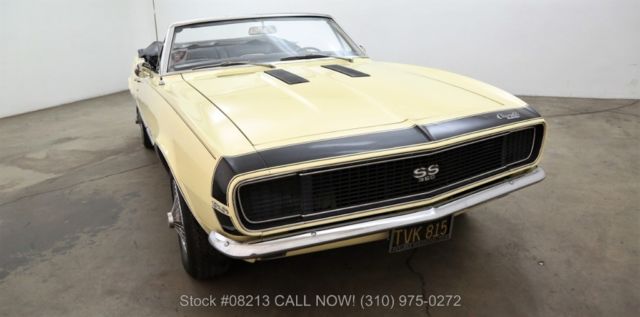 1967 Yellow Chevrolet Camaro