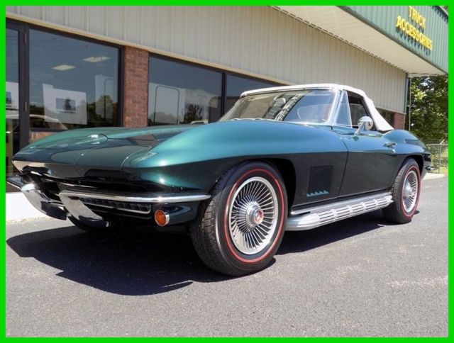1967 Green Chevrolet Corvette
