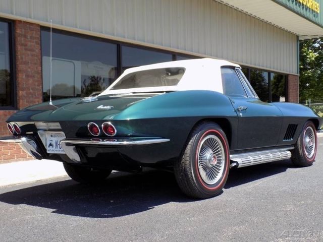 1967 Green Chevrolet Corvette