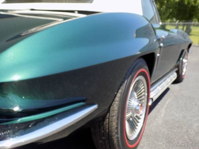 1967 Green Chevrolet Corvette