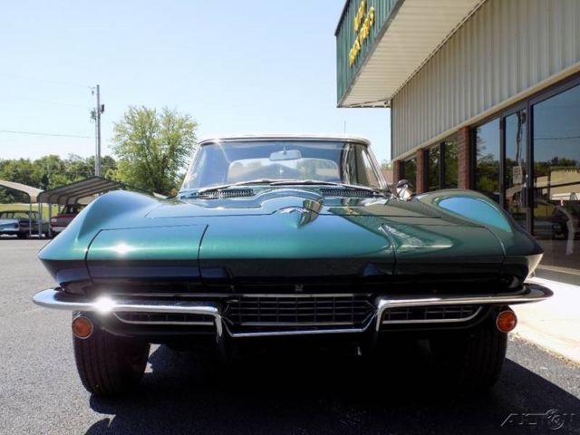 1967 Green Chevrolet Corvette