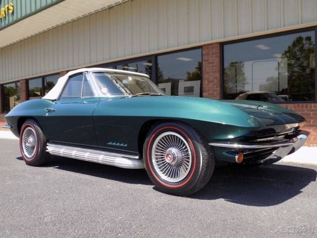 1967 Green Chevrolet Corvette