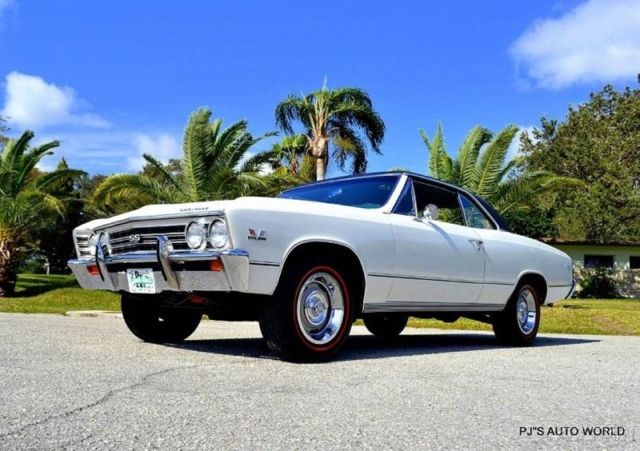 1967 White Chevrolet Chevelle