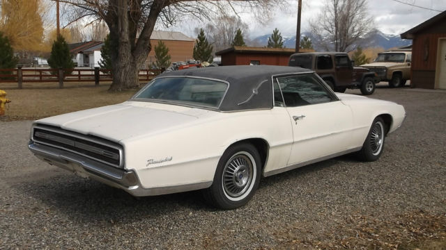1967 White Ford Thunderbird T-Bird   @ door
