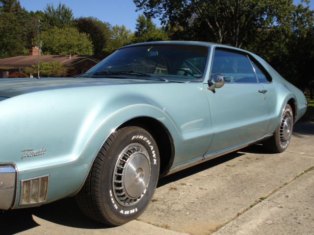 1967 Teal Oldsmobile Toronado Coupe