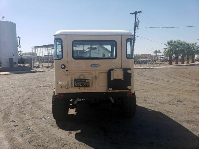 1967 Tan Toyota FJ Cruiser SUV
