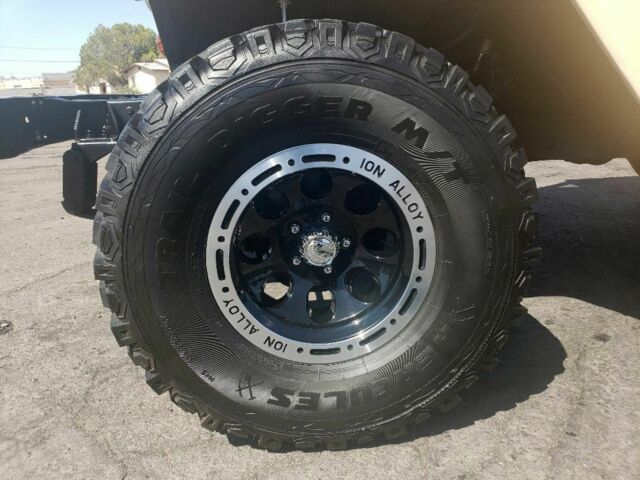 1967 Tan Toyota FJ Cruiser SUV