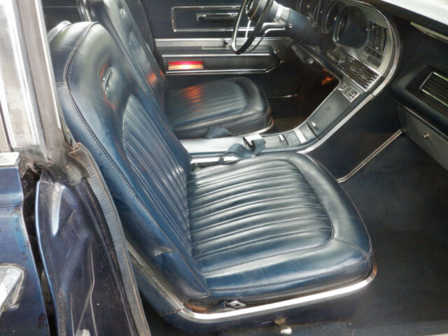 1967 Blue Ford Thunderbird Sedan