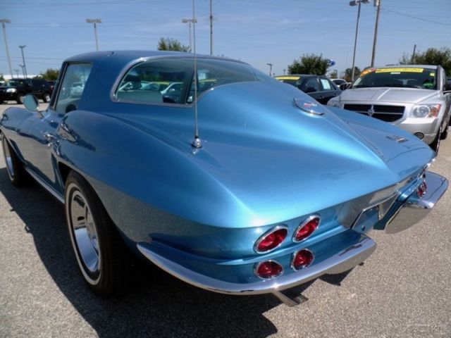 1967 Blue Chevrolet Corvette Coupe