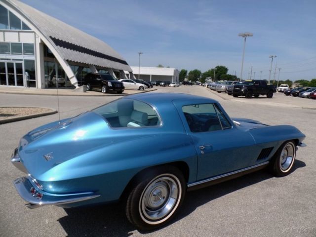 1967 Blue Chevrolet Corvette Coupe