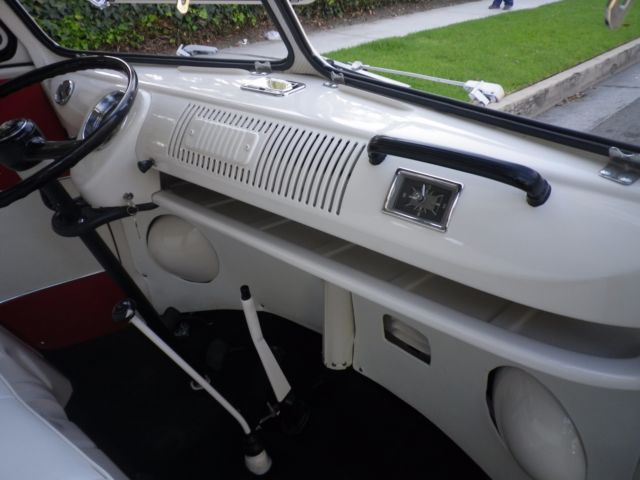 1967 Red Volkswagen Bus/Vanagon Deluxe