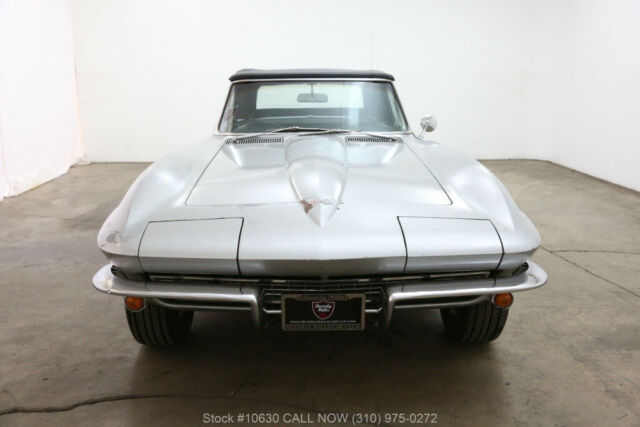 1967 Silver Chevrolet Corvette