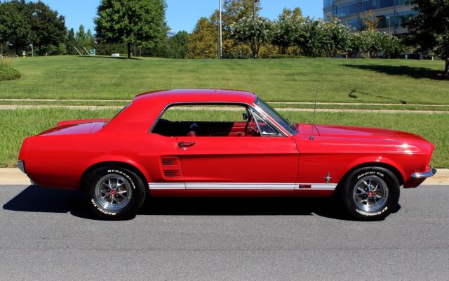 1967 Red Ford Mustang N/A