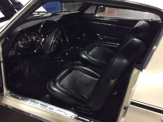 1968 White Ford Mustang Fastback