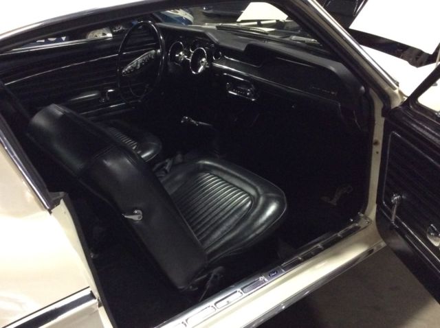 1968 White Ford Mustang Fastback