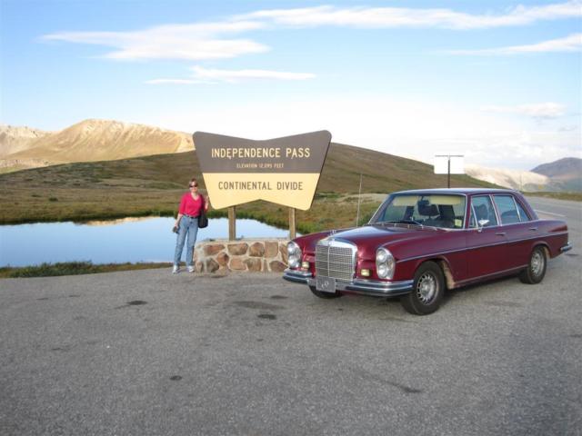 1968 Burgundy Mercedes-Benz 200-Series SEDAN