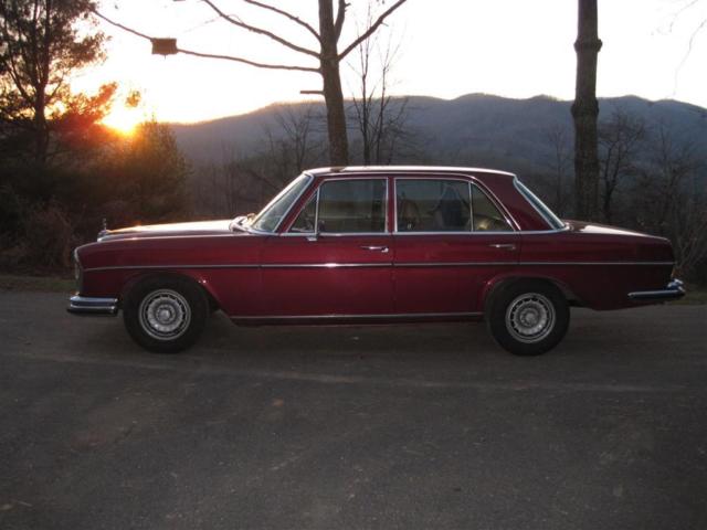 1968 Burgundy Mercedes-Benz 200-Series SEDAN