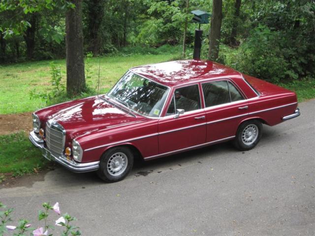 1968 Burgundy Mercedes-Benz 200-Series SEDAN