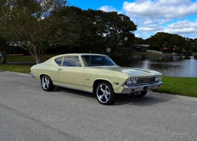 1968 Tan Chevrolet Chevelle