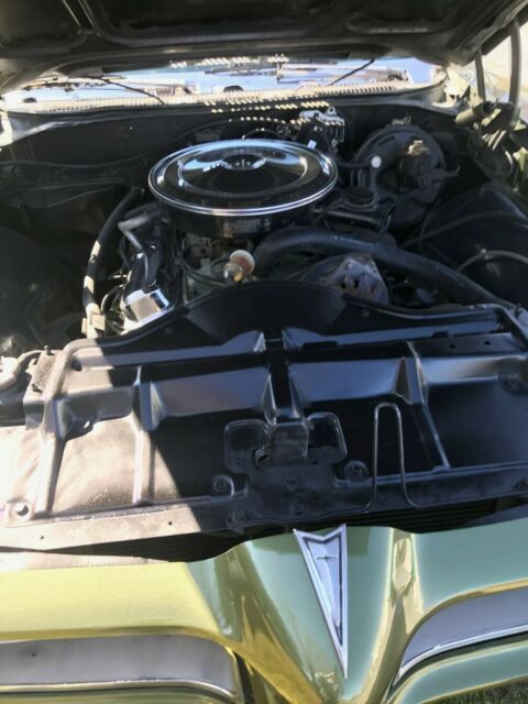 1968 Green Pontiac GTO Sedan