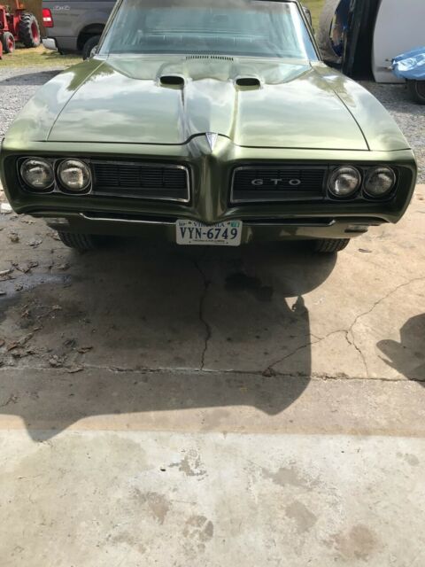 1968 Green Pontiac GTO Sedan