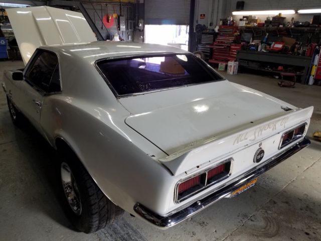 1968 White Chevrolet Camaro Coupe