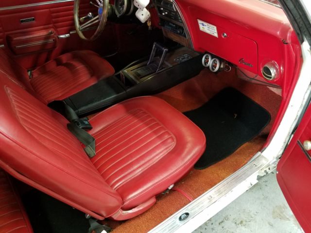 1968 White Chevrolet Camaro Coupe