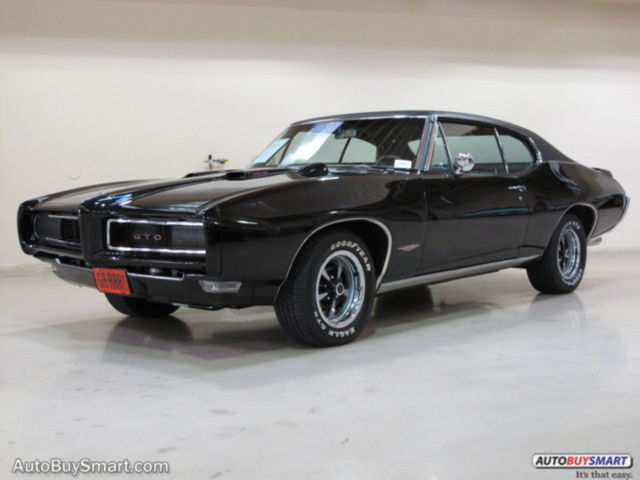 1968 Black Pontiac GTO