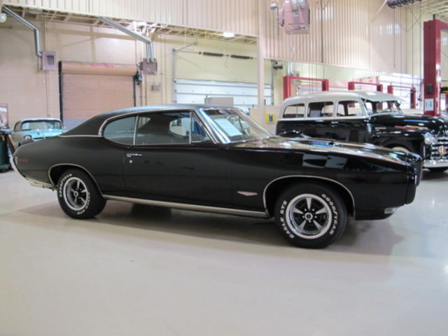 1968 Black Pontiac GTO