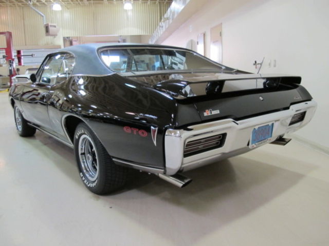 1968 Black Pontiac GTO