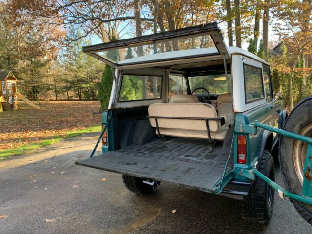 1968 Green Ford Bronco SUV