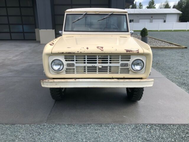 1968 Yellow Ford Bronco Pickup