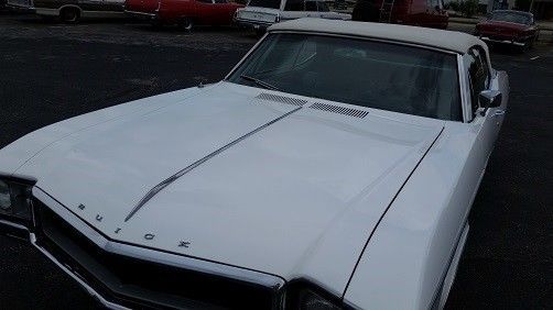 1968 White Buick Skylark --