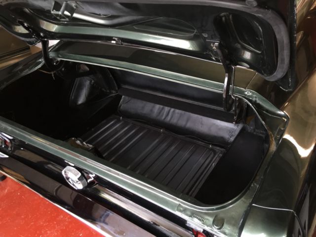 1967 Green Ford Mustang