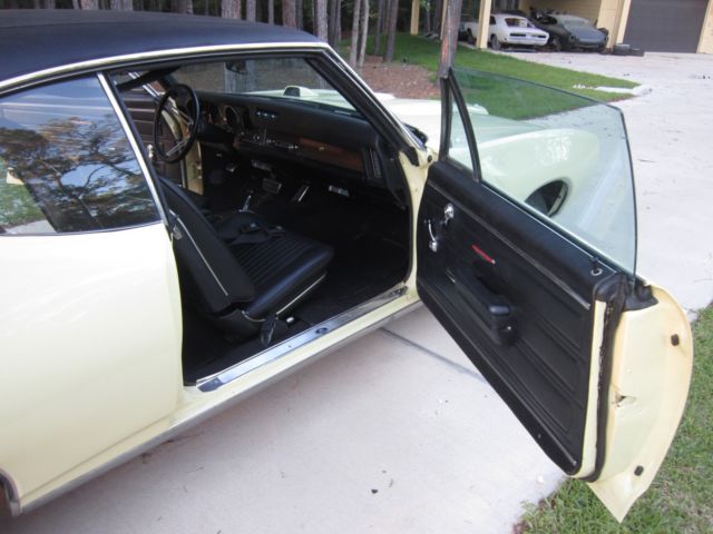 1968 Yellow Pontiac GTO Coupe