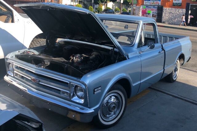 1968 Chevrolet C-10 Standard Cab Pickup