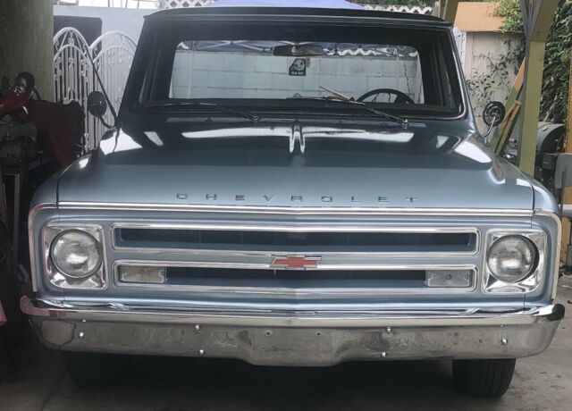 1968 Chevrolet C-10 Standard Cab Pickup