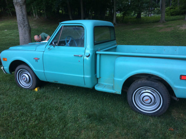 1968 Blue Chevrolet C-10 Stepside Short Bed