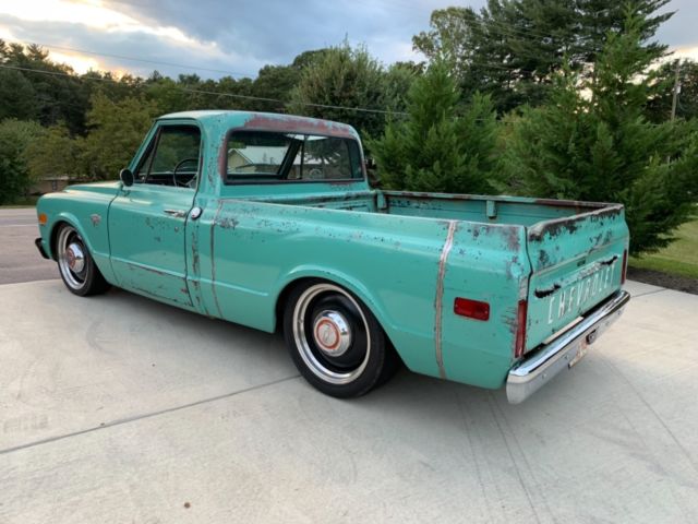 1968 Green Chevrolet C-10 Standard Cab Pickup