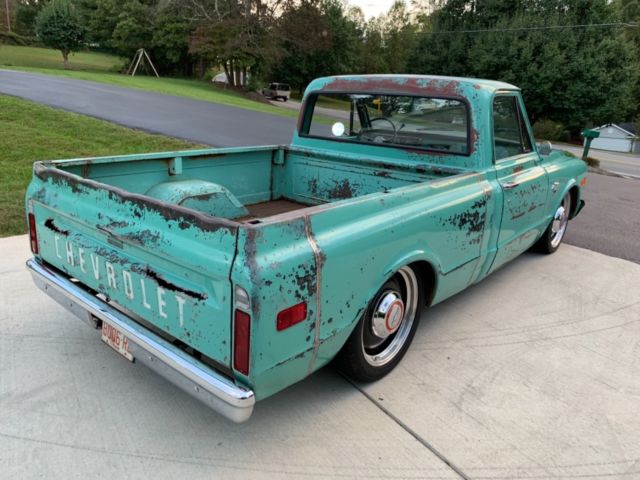 1968 Green Chevrolet C-10 Standard Cab Pickup