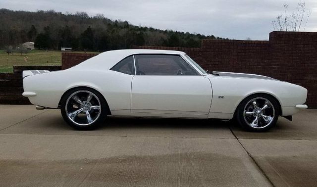 1968 White Chevrolet Camaro