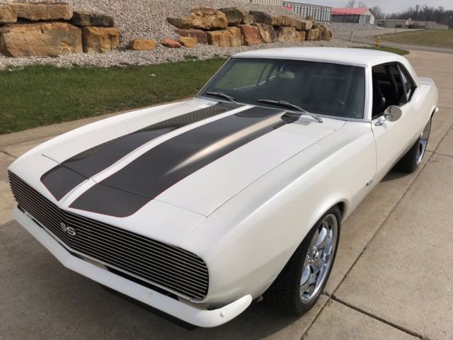 1968 White Chevrolet Camaro