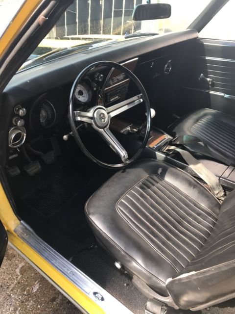 1968 Yellow Chevrolet Camaro Sport coupe