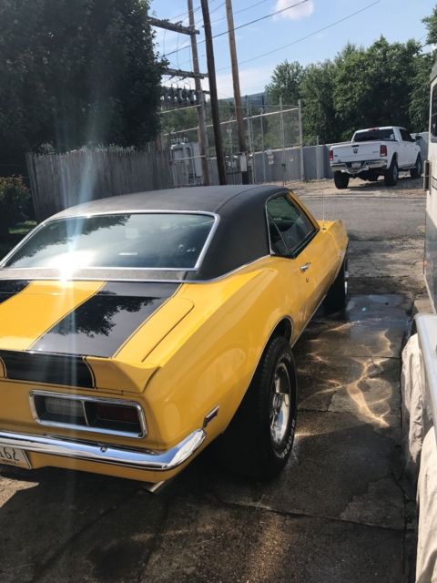 1968 Yellow Chevrolet Camaro Sport coupe