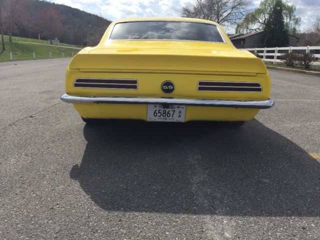 1968 Yellow Chevrolet Camaro