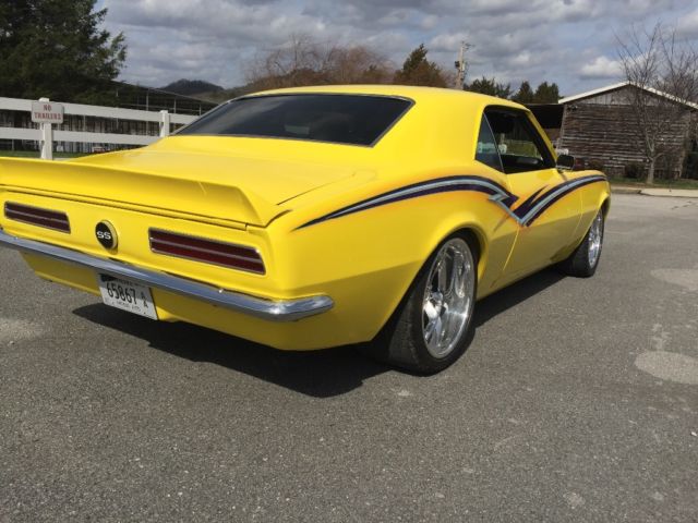 1968 Yellow Chevrolet Camaro